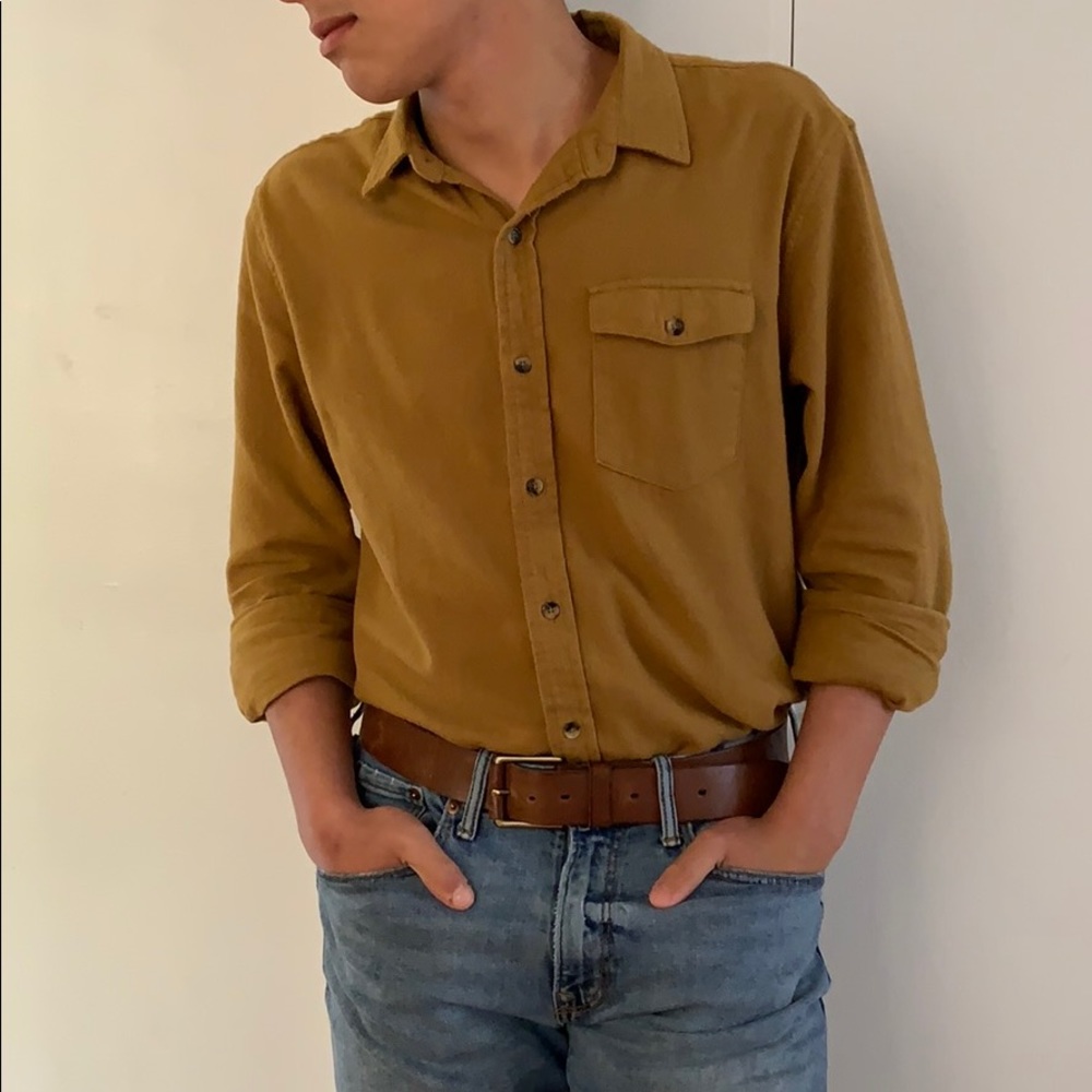 Men’s mustard flannel.